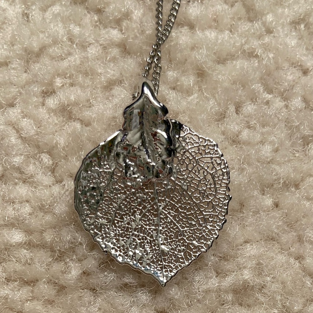 Silver Aspen Leaf Pendant Necklace